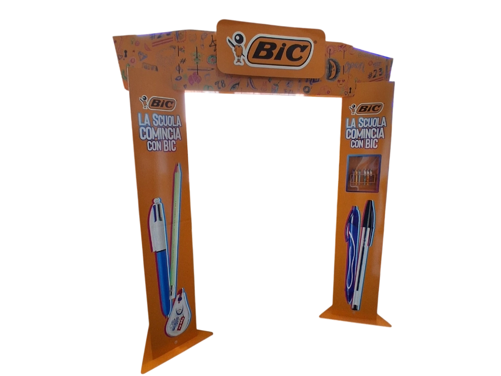 espositore-arancione-con-penne